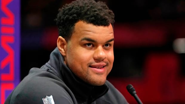 Feb 5, 2024; Las Vegas, NV, USA; San Francisco 49ers defensive end Arik Armstead (91) talks to the media during Super Bowl LVIII Opening Night at Allegiant Stadium. Mandatory Credit: Lucas Peltier-USA TODAY Sports  
